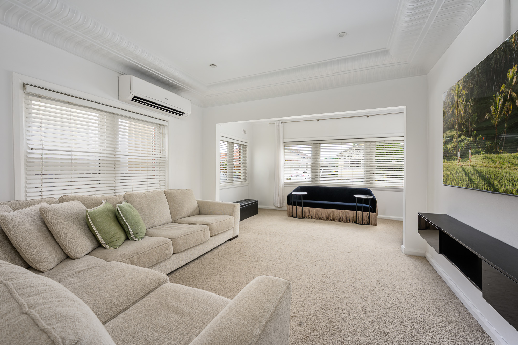 6 Carinya Ave - Image 1